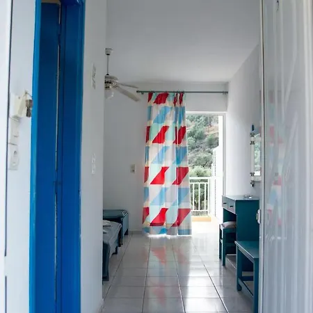 Aparthotel Rykinthos