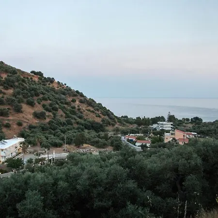 Aparthotel Rykinthos