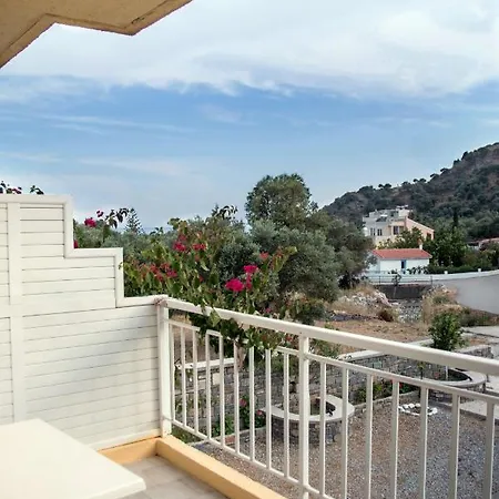 Aparthotel Rykinthos *